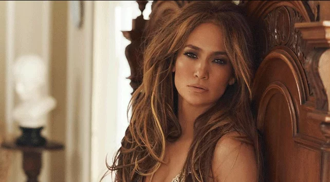 Jennifer Lopez lanza el tema "This is me… Now"