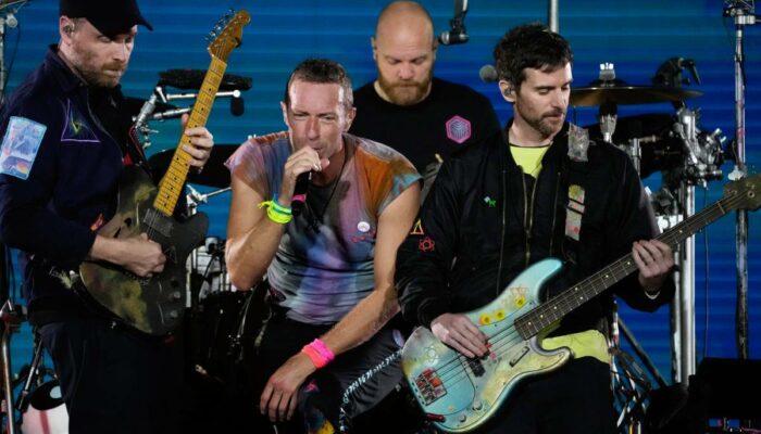 Jonny Buckland,Chris Martin,Will Champion,Guy Berryman