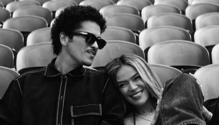Still-Karol-G-Bruno-Mars
